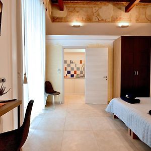 Private Bathroom Room